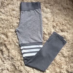 Bombshell Grey Leggings